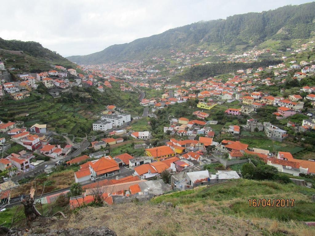 Villa Marques House à Machico  Extérieur photo